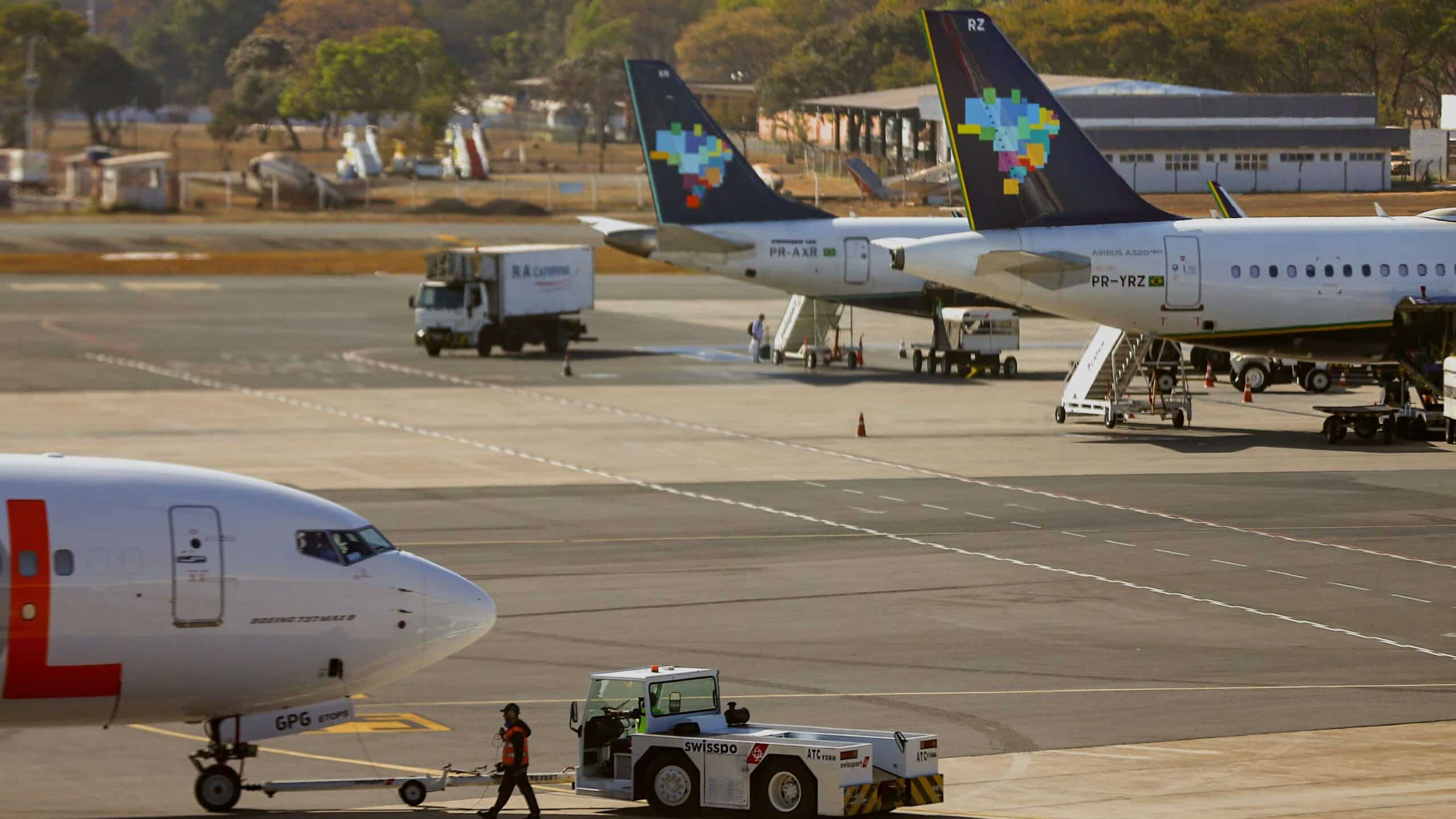 ALERTA: Passagens Aéreas NAS NUVENS após a Fusão Bombástica entre Azul e Gol!