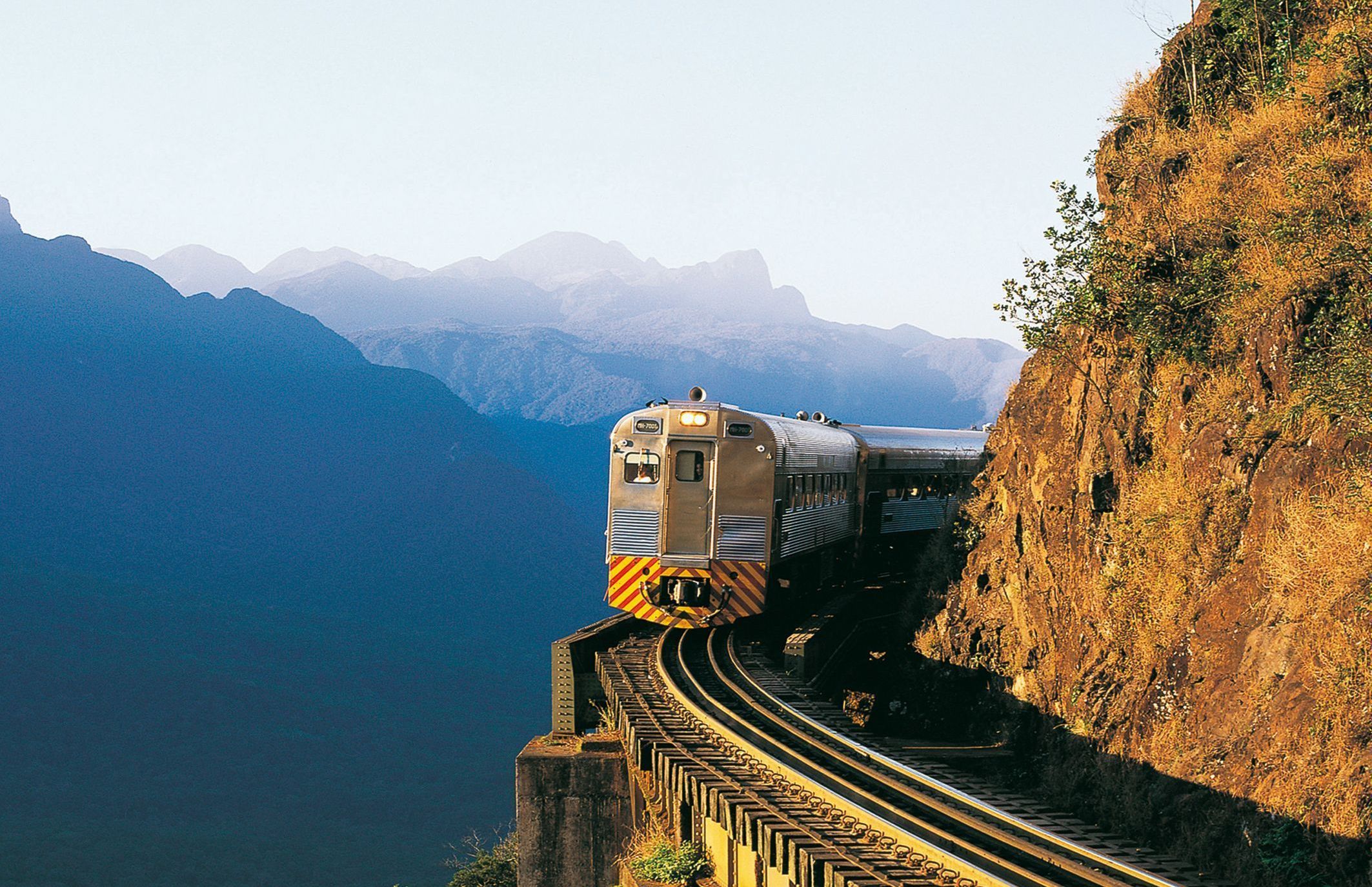 DESCOBERTA CHOCANTE: Passeio de Trem no Brasil É O MELHOR DO MUNDO! Confira o Ranking Impactante!