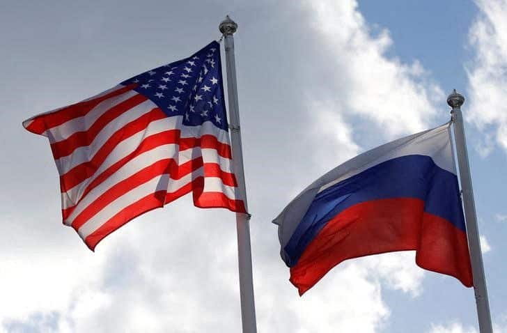 Rússia Desafia Trump: Sem Planos para Moeda Comum! Tensão no Ar!