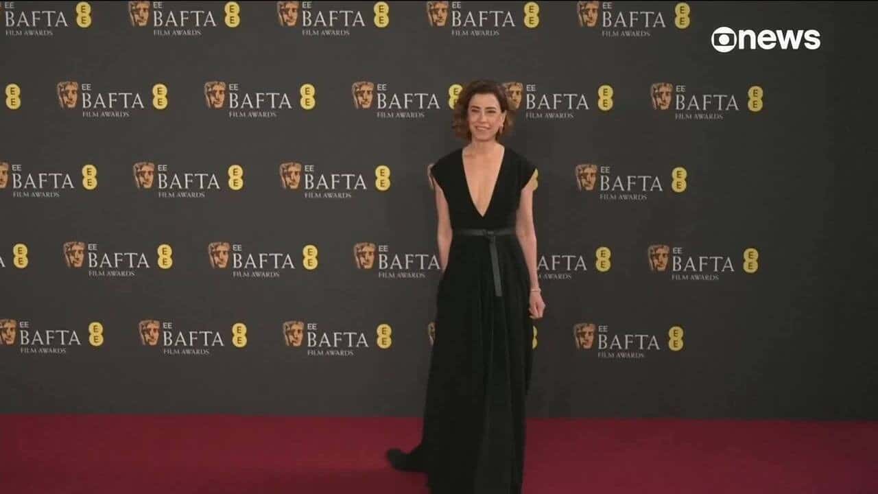 BAFTA 2023: Estrelas Deslumbran no Tapete Vermelho e Deixam o Mundo em Êxtase com FOTOS CHOCANTES!