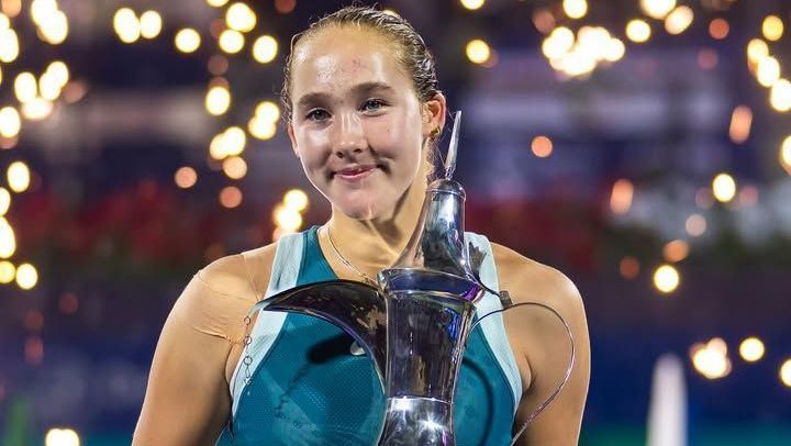 Chocante! Mirra Andreeva: A Garota Maravilha que Conquista o Título WTA 1000!