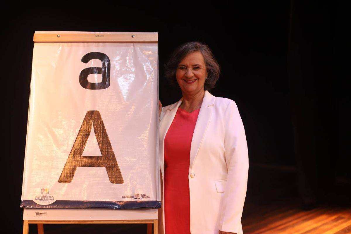 Revolução na Educação: Professora de MT Desperta Mentes com Método Surpreendente!