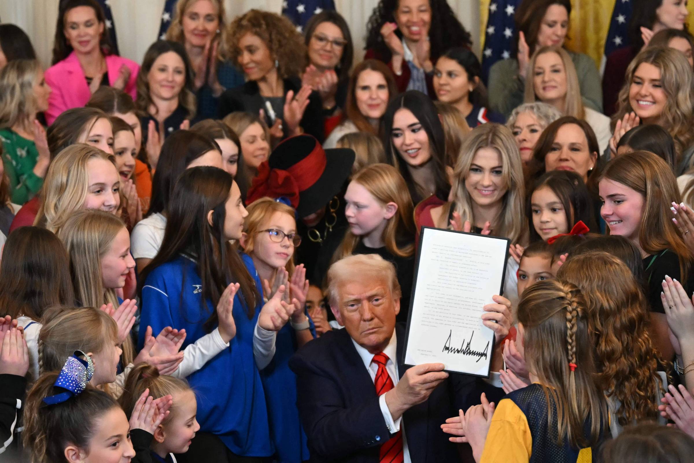 Trump Revela Seu Lado Sombrio: O Palhaço que Mudou Tudo!