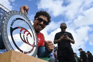 CHOCANTE! Yago Dora DESBANCA Ítalo Ferreira e Conquista Etapa do Mundial de Surfe em Peniche!