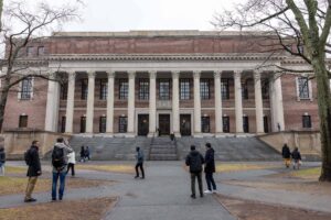 Harvard Abre As Portas do Paraíso: Gratuidade Total para Estudantes! 🚨