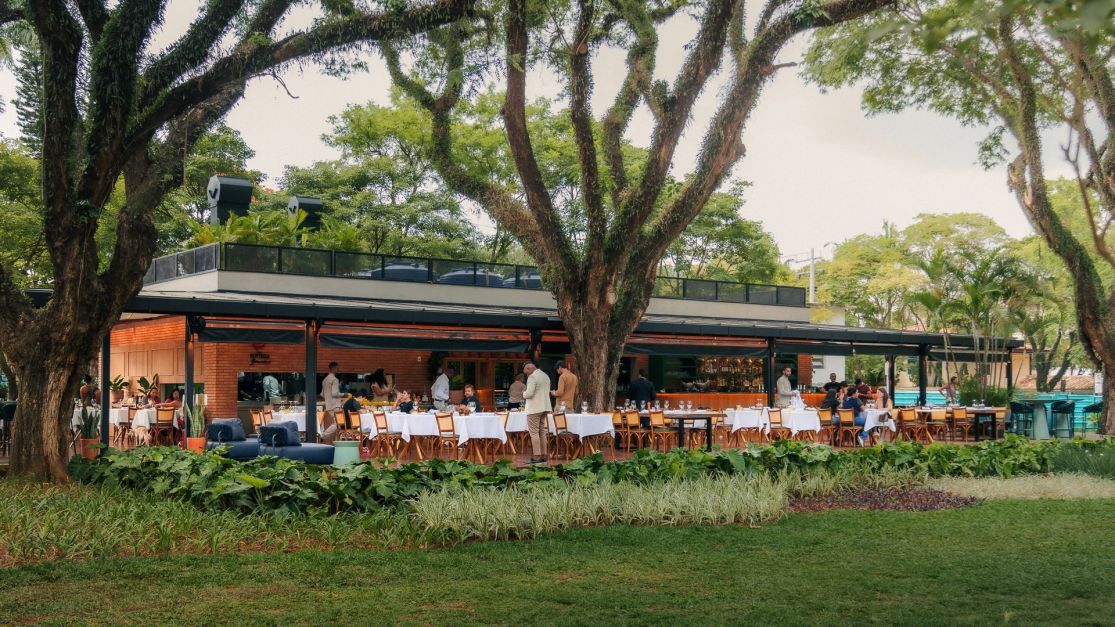 Refúgio Surpreendente: Restaurante no Ibirapuera Promete Alívio em Meio ao Caos da Cidade!