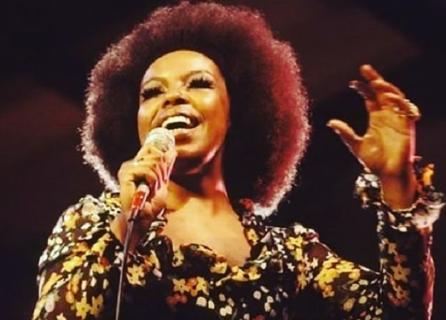 Roberta Flack: A Lenda do Século XX Está de Volta!