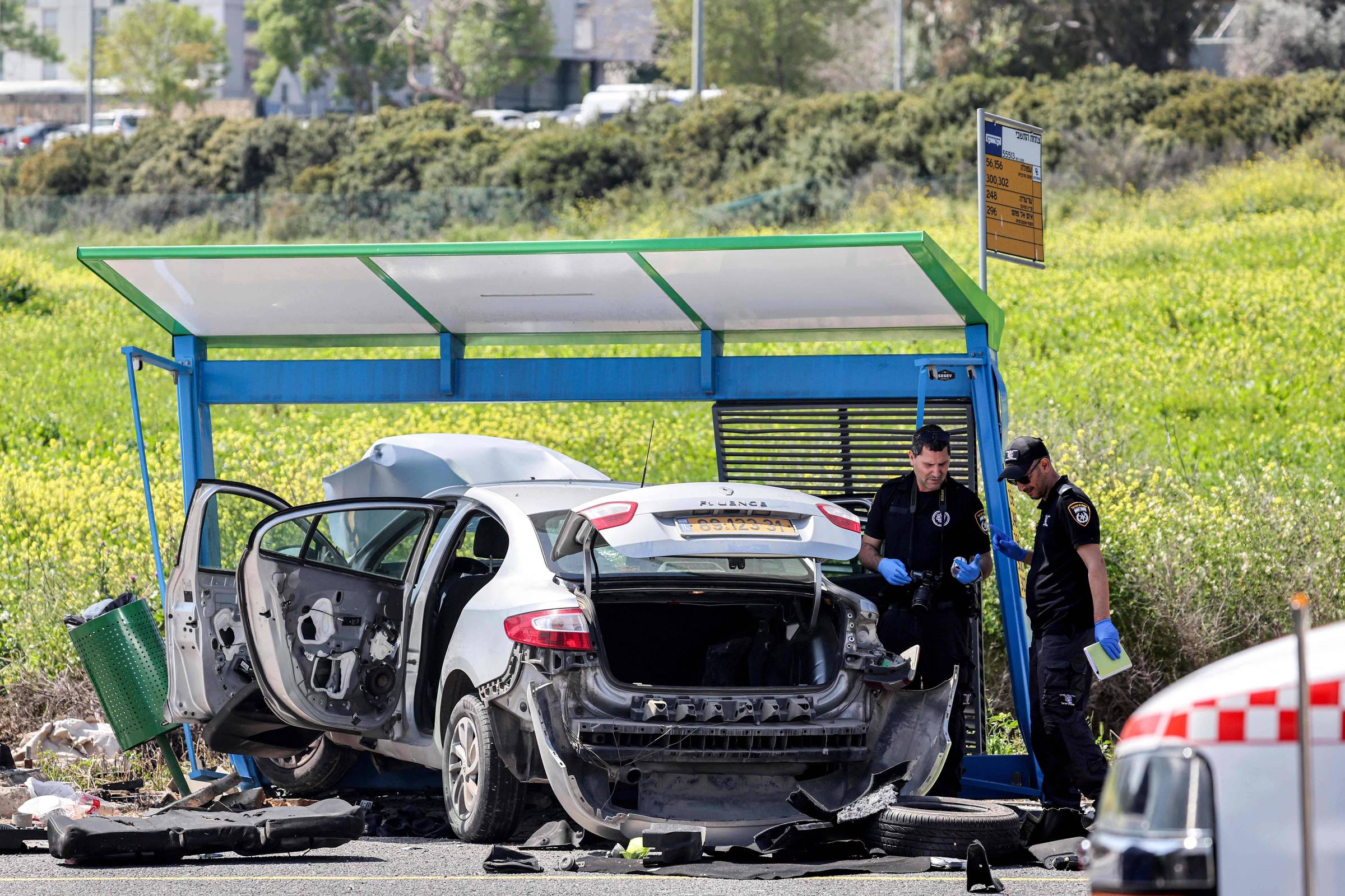 TRAGÉDIA NO TRANSPORTE: Motorista É EXECUTADO EM ATAQUE SURPRESA A PONTO DE ÔNIBUS!