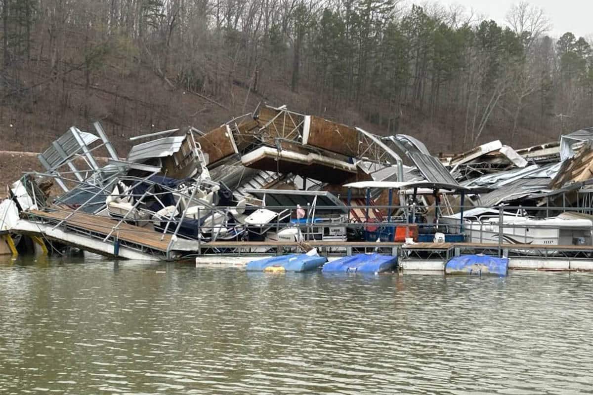 Urgente: Tempestades Devastam EUA e Deixam 34 Mortos em Tragédia Assombrosa!