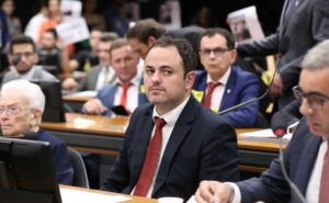 Chocante Revelação: Glauber se Entrega a Isotônicos e NXZero para SUSTENTAR TRANQUILIDADE!