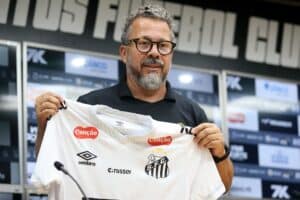 Cléber Xavier Chega ao Santos e Aposta Todas as Fichas em Neymar para Salvar o Time!