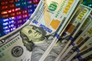 Dólar em Queda Livre: Ibovespa explode e marca maior alta desde setembro de 2024!