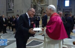 ALCKMIN CHOCANTE: Carta Secreta de LULA ao Papa Leão XIV Revela Convite Bombástico para a COP-30!