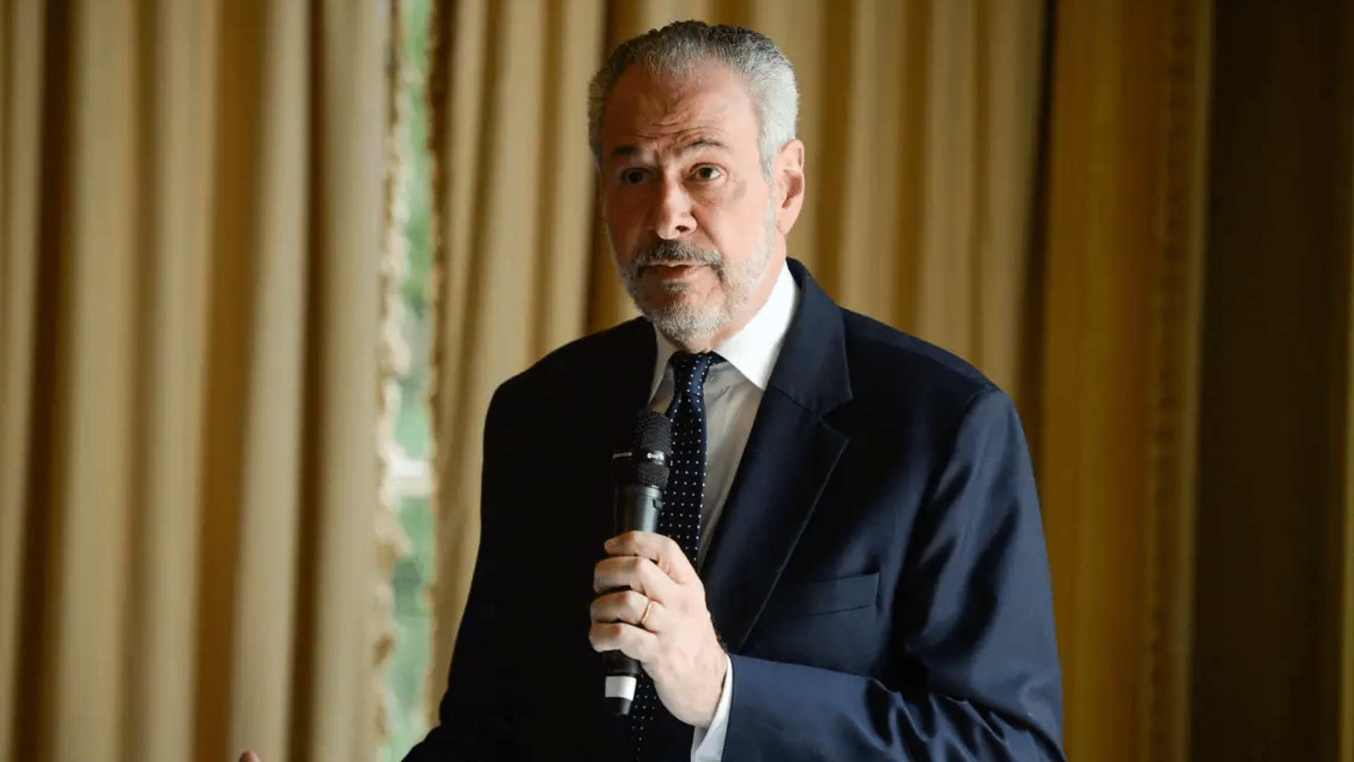 ALERTA GLOBAL: Presidente da COP30 Convoca a HUMANIDADE para Uma Ação IMEDIATA!