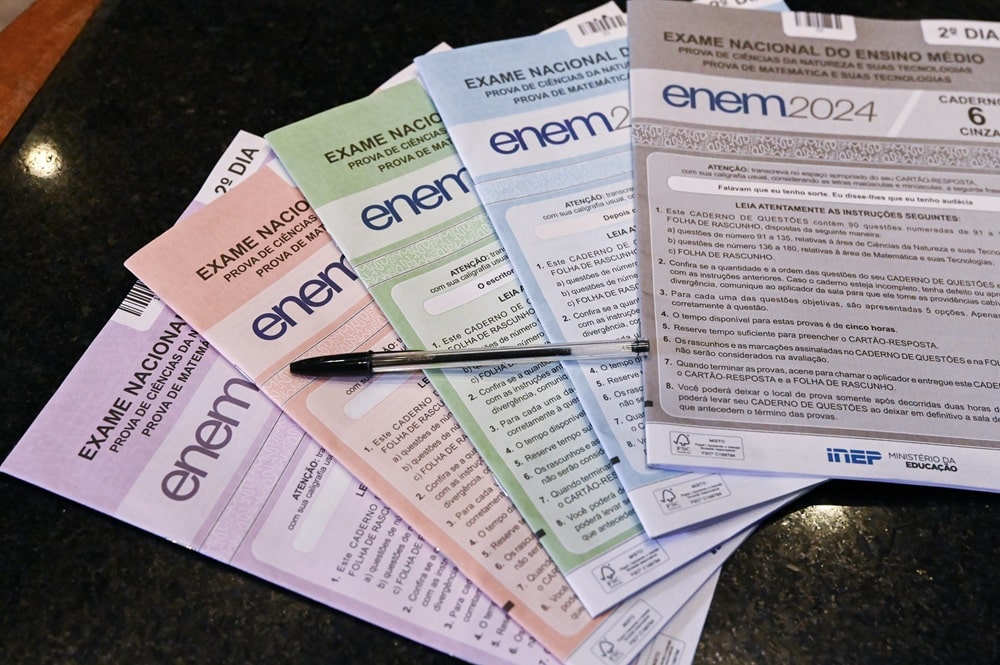 ALERTA! Inscrições do ENEM ABREM HOJE: Não Perca a Chance da Sua Vida!