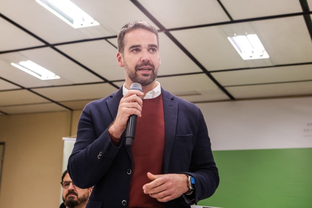 ALERTA: PSDB RUMO À EXTINÇÃO por Aliança POLÊMICA com Podemos!