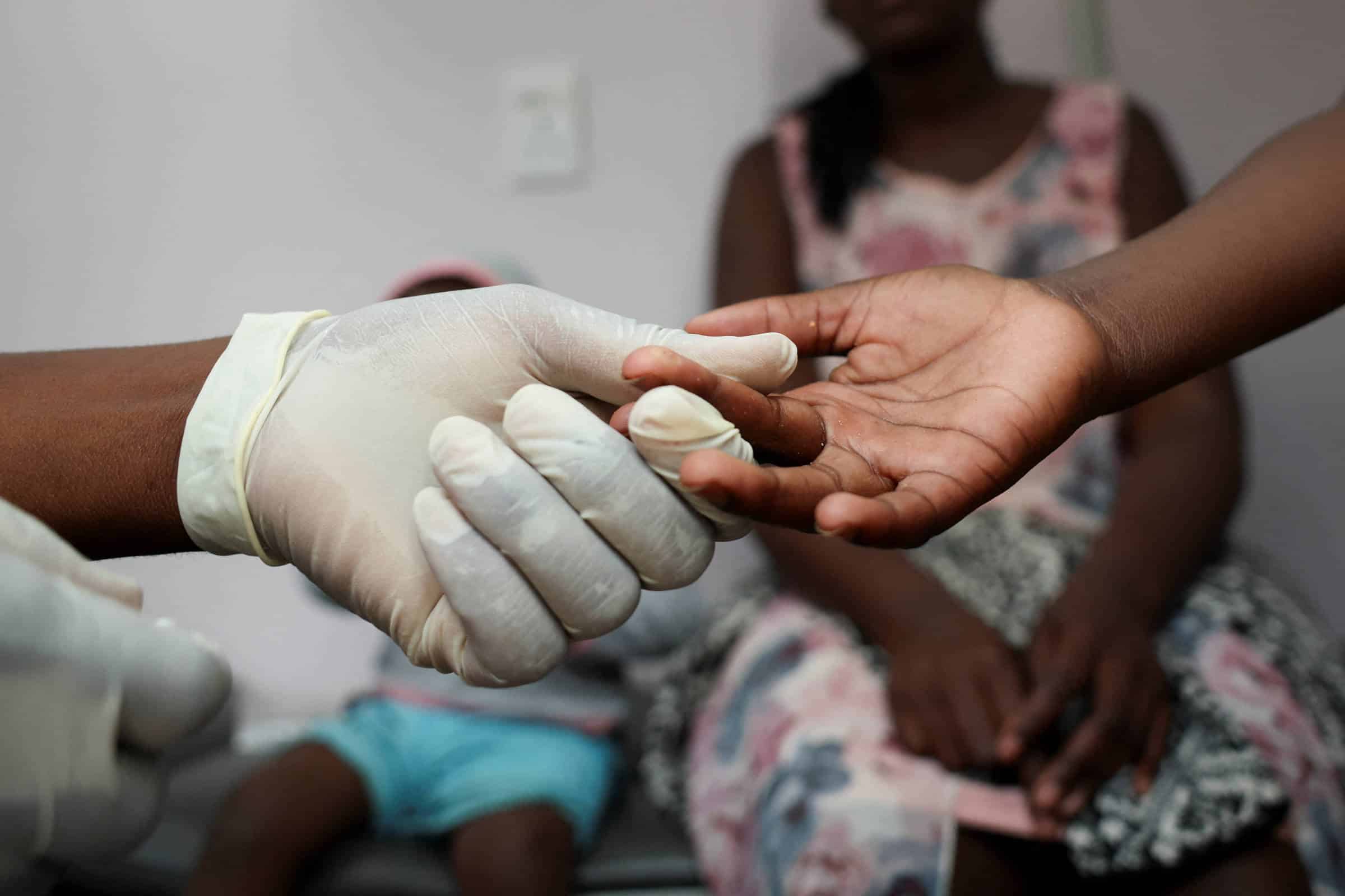 Alerta Máximo: Órgãos Lutam contra Colapso na Saúde Global!