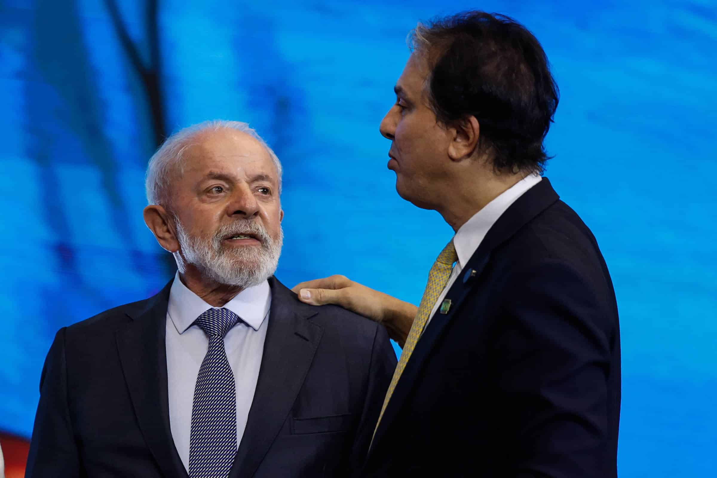 Alerta Total: Universidades em Crise! Verba Insuficiente Até 2025!