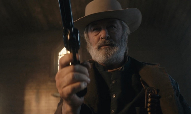 Após Três Anos do Tragédia, Filme 'Rust' Finalmente Chega aos Cinemas!