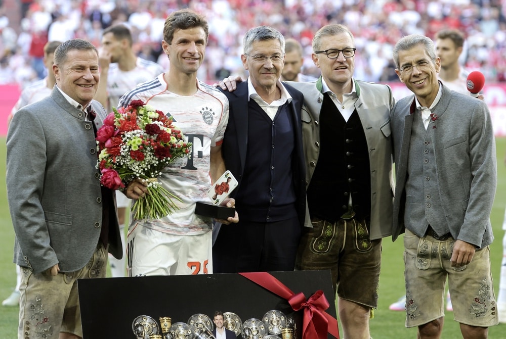 Bayern Conquista o Título em Grande Estilo: Adeus Emocionante a Müller!
