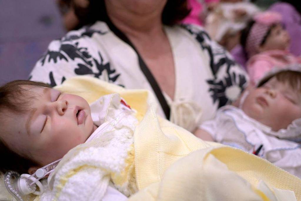 Bebê Reborn: Apego Extremamente Perigoso Está Arruinando Relacionamentos!