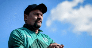 CHACINA NO BRASILEIRÃO 2025: Sete Técnicos DEMITIDOS em Apenas Oito Rodadas!