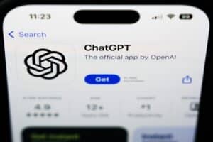 CHOCANTE: OpenAI Revoluciona com Versão Física do ChatGPT! O que a Compra do Gênio do iPhone Revela?