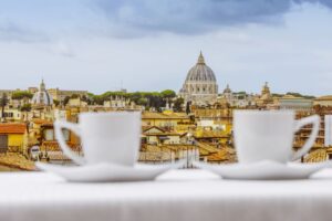 Café Brasileiro Encanta o Vaticano: Papas e Santos se Rendendo ao Sabor!