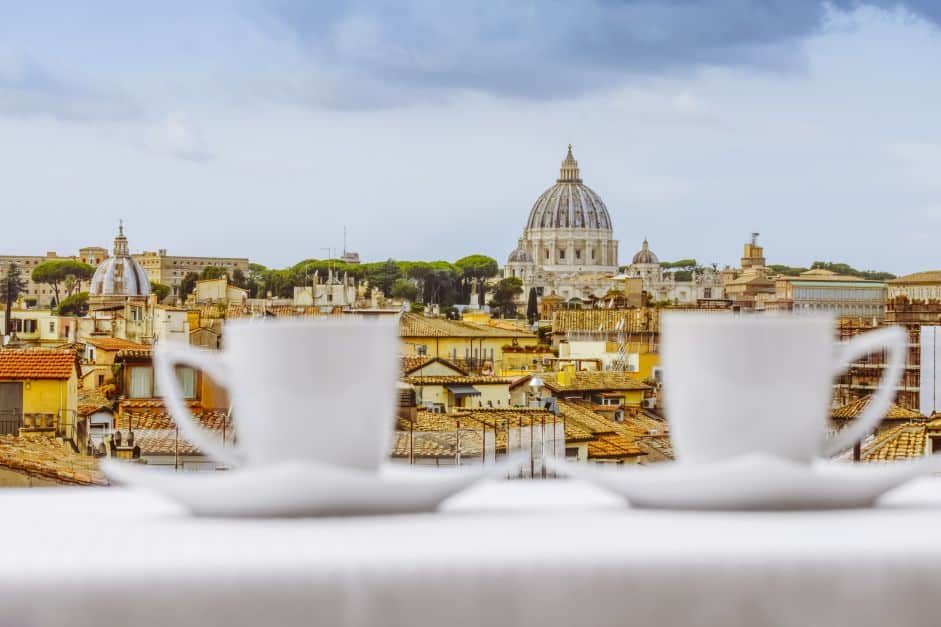 Café Brasileiro Encanta o Vaticano: Papas e Santos se Rendendo ao Sabor!