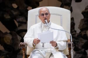 Chocante Acordo! Vaticano e China Selam Parceria Histórica com Leão 14!