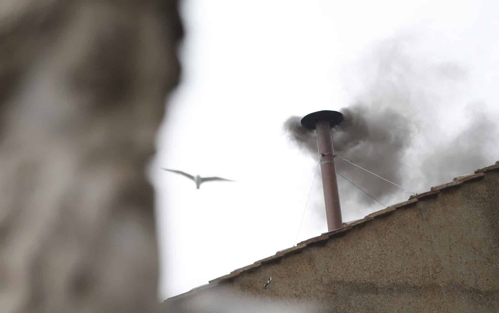 Choque Total: Fumaça Branca ou Preta? Os Segredos Bombásticos do Novo Papa!