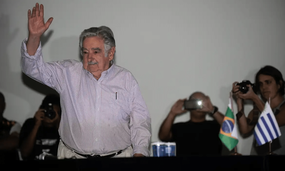 Choque na Política: Deputados e Senadores em Luto pela Trágica Perda de Mujica!