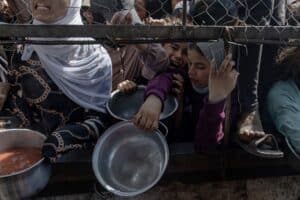 Conflito Explosivo: Israel Exige Aniquilação do Hamas em Meio à Fome Devastadora em Gaza!