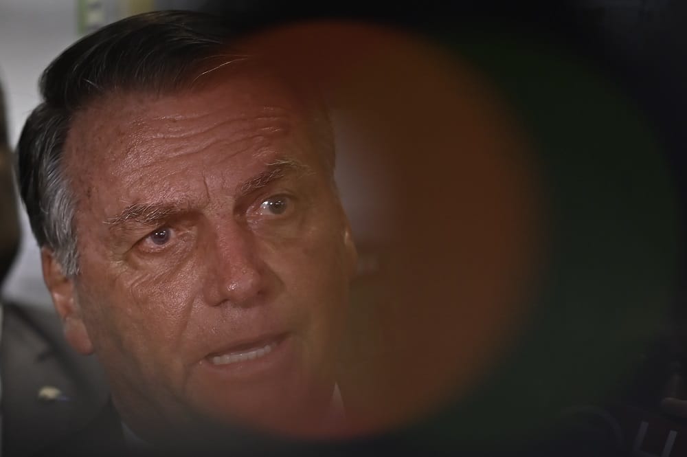 Conspiração Explosiva: Passo a Passo do Golpe de Bolsonaro Revelado!