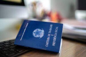 Crise Imediata: Envelhecimento e Queda da Natalidade Colocam Previdência em Risco!