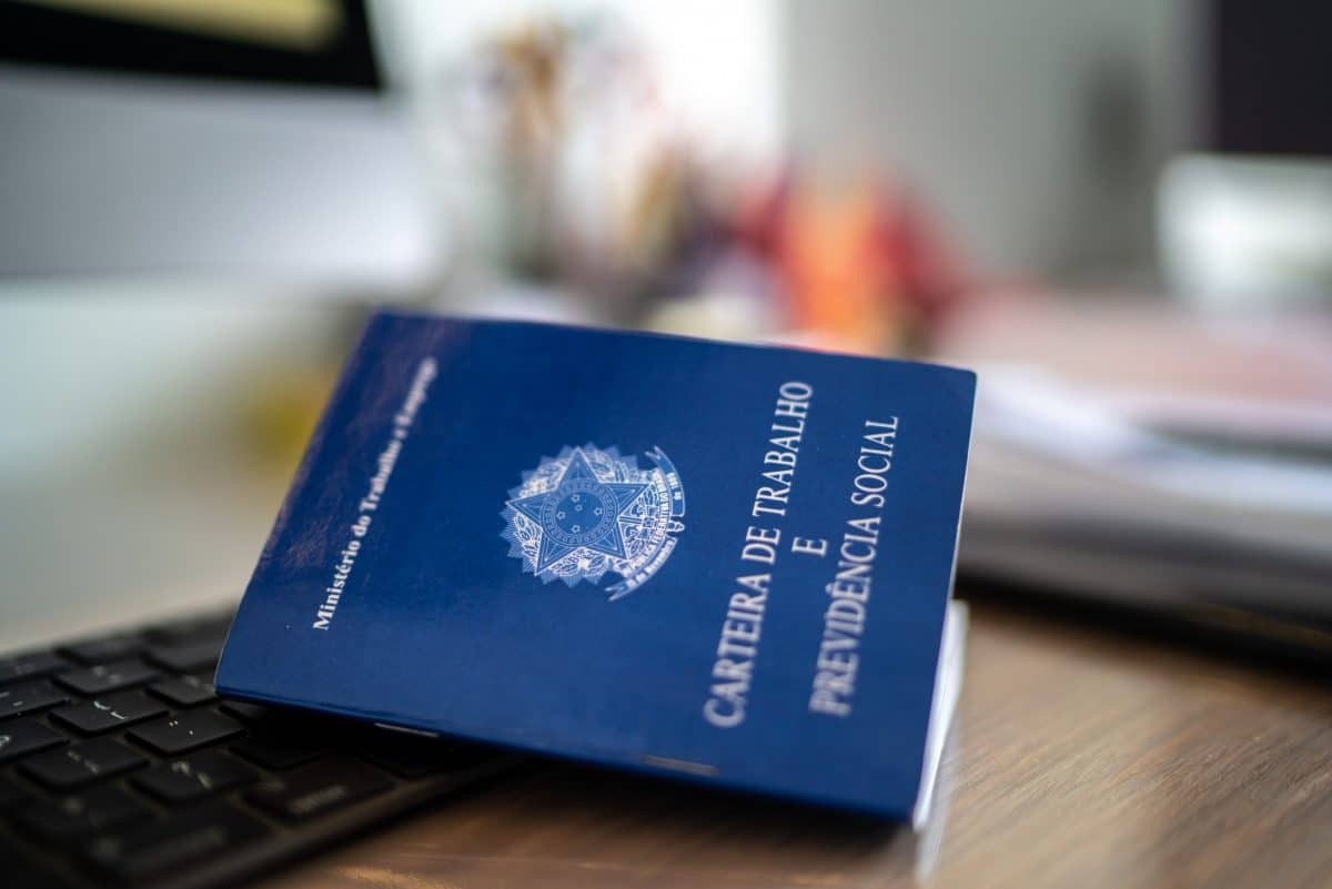 Crise Imediata: Envelhecimento e Queda da Natalidade Colocam Previdência em Risco!