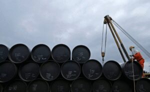 Crise do Petróleo: Queda Surpreendente Abala Mercados com Decisões do Fed e Copom!