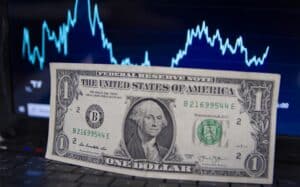 Dólar nas Nuvens: R$ 5,74 Após Alerta do Fed! Ibovespa em Suspense!