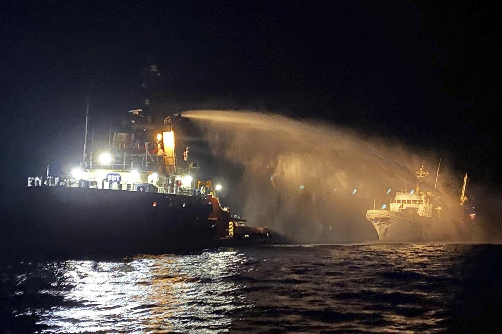Drama nos Mares: Drones Devastam Navio de Ajuda a Gaza!