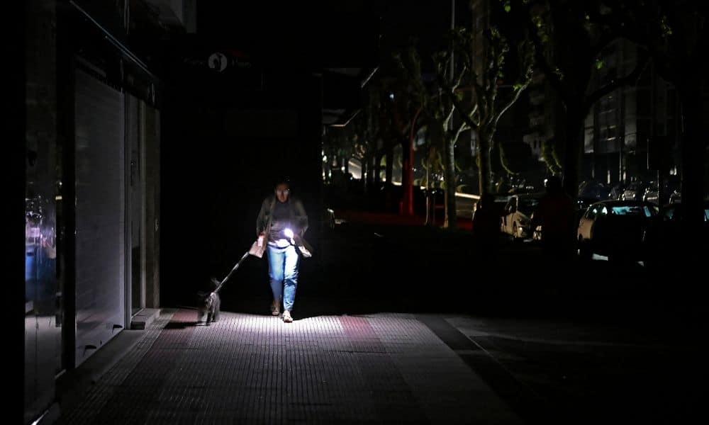 ESPAHA EM ALERTA: Causas do Apagão Demoram Dias para Serem Reveladas!