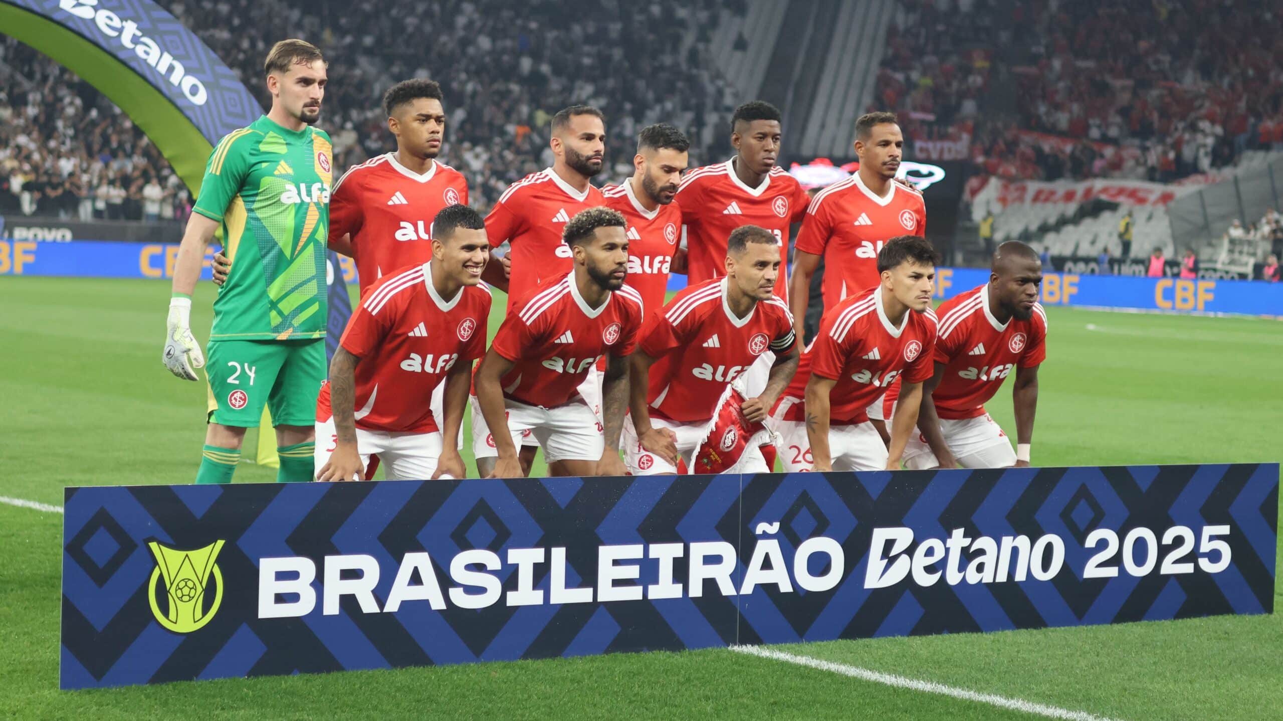 Escândalo em Campo: Árbitro Revela Motivo Chocante da Expulsão de Bruno Henrique!