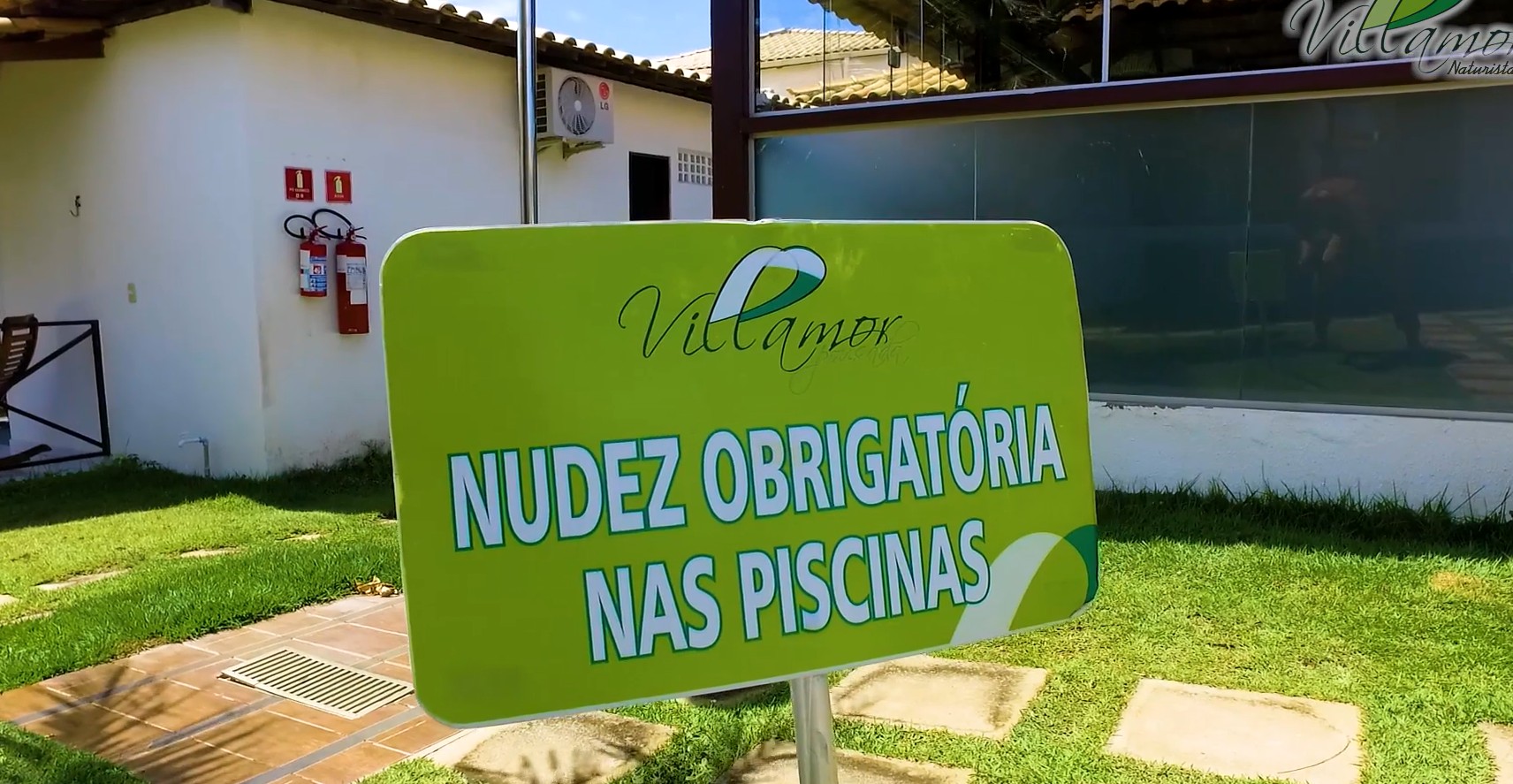 Escândalo nas Pousadas Liberais: Desejo Liberto Transforma Tudo em Paixão!