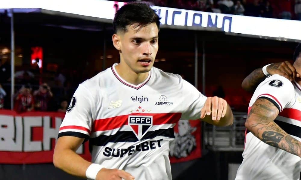 Escândalo no Futebol: Jogador do Talleres Denuncia Xenofobia de Bobadilla do São Paulo! ‘Vou Lutar por Justiça!’