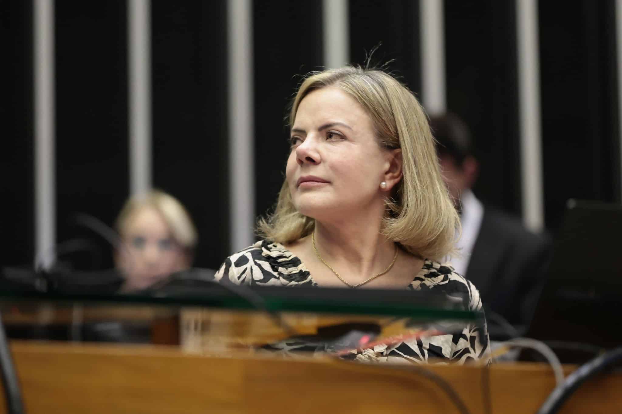 Fim da Escala 6x1: Gleisi Promete Revolução no Trabalho!