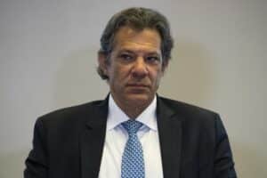 GOVERNO CHOCA O PAÍS: R$ 1,4 BILHÃO EM JOGO PARA SALVAR O IOF!