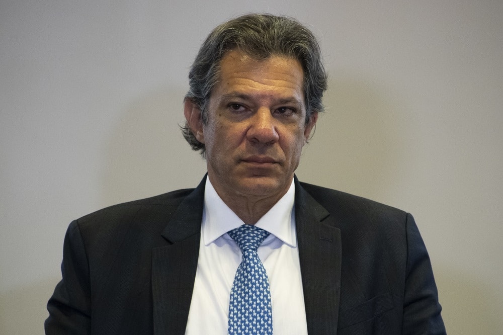 GOVERNO CHOCA O PAÍS: R$ 1,4 BILHÃO EM JOGO PARA SALVAR O IOF!