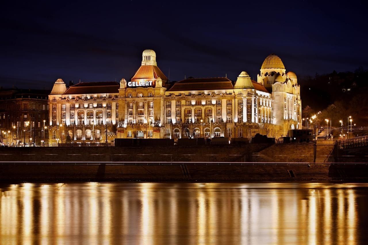 Hotel Famoso em Budapeste Renascendo das Cinzas: O Grande Retorno da Decadência!