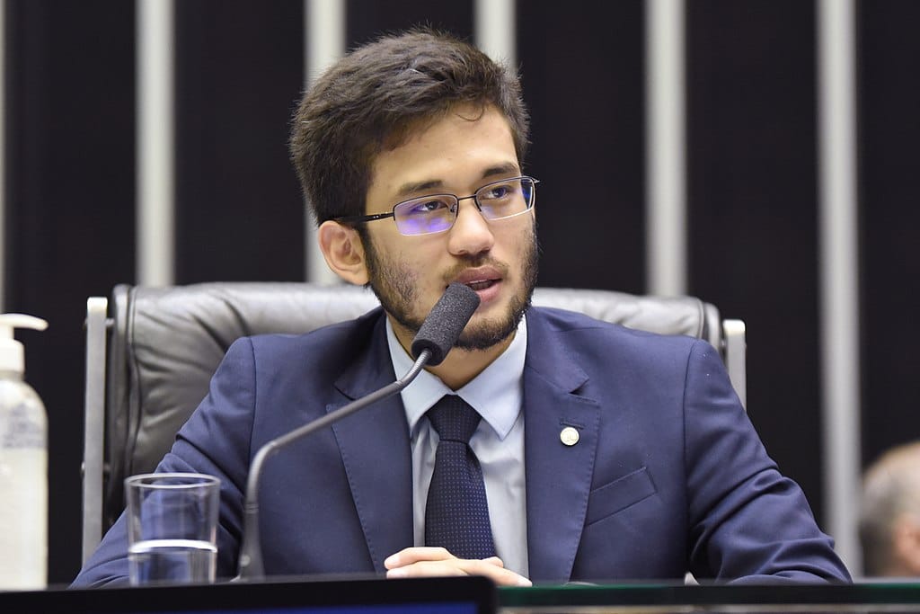 Kim Denuncia TCU: Verbas de Estatais Usadas em Festas Pró-Governo!