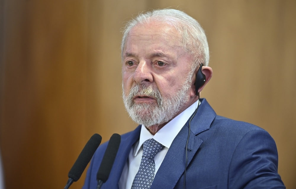 Lula em Ação: Reunião Urgente para Salvar Aposentados do INSS!