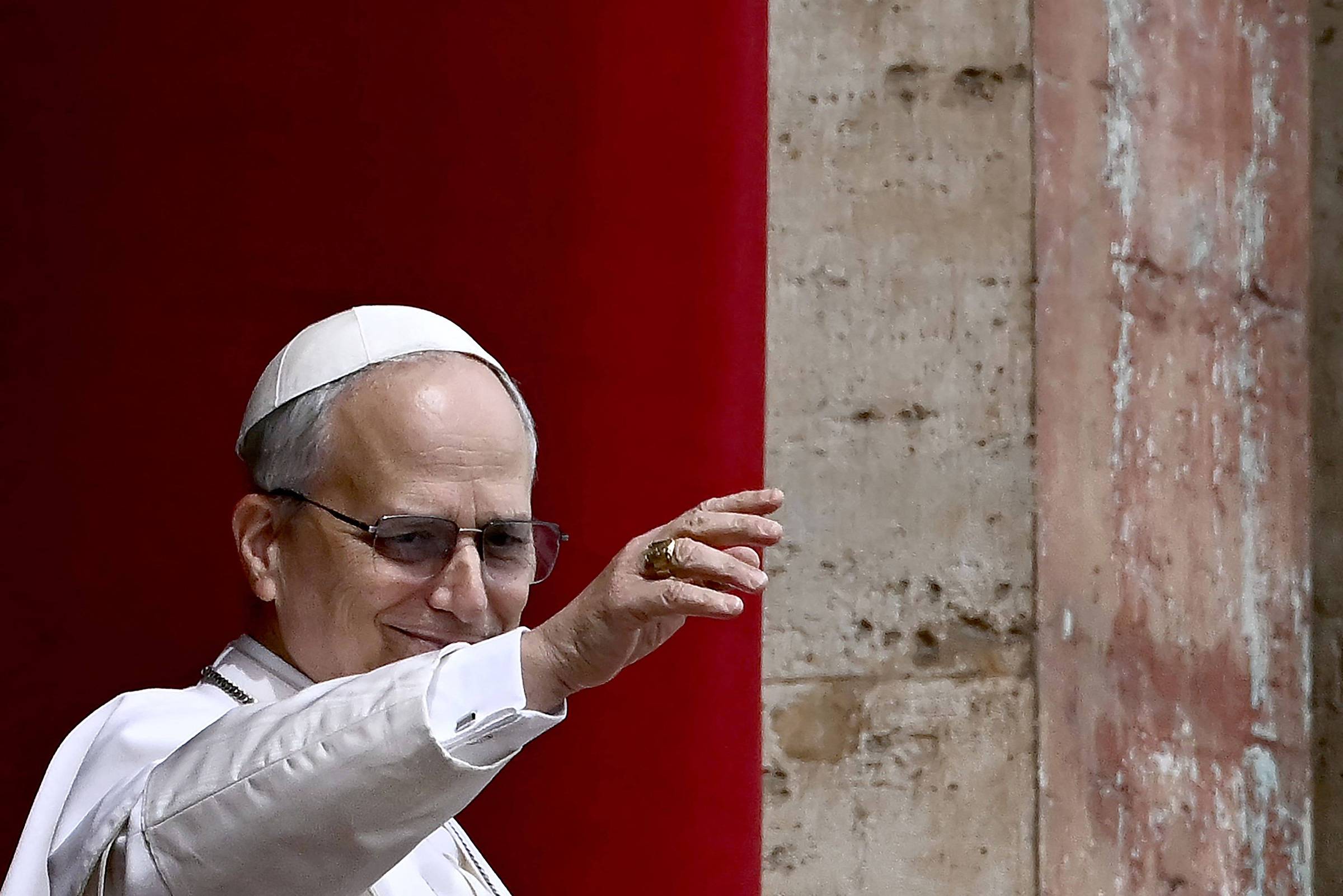 Novo Papa: LGBTs em Aguardando Sinal de Esperança! 💥